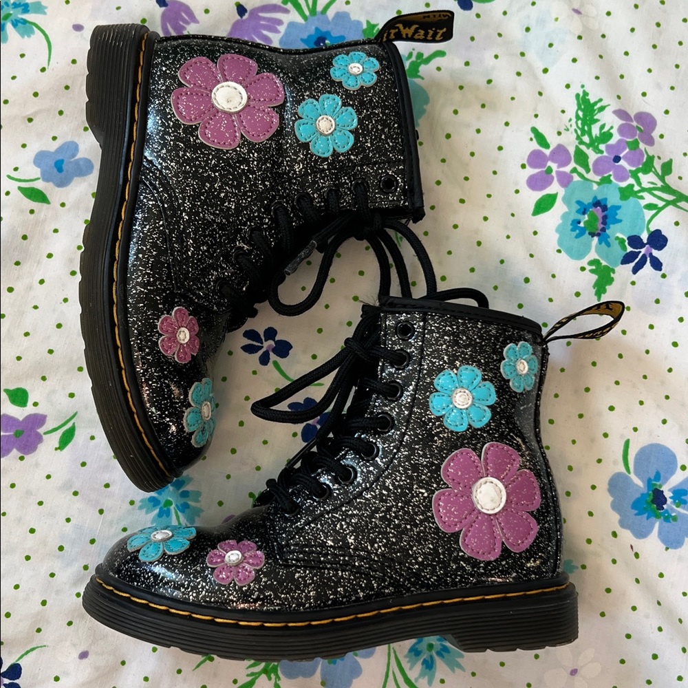 Dr Martens toddler sz 11 black sparkle with Appliqué flowers blue and purple EUC - Picture 3 of 10